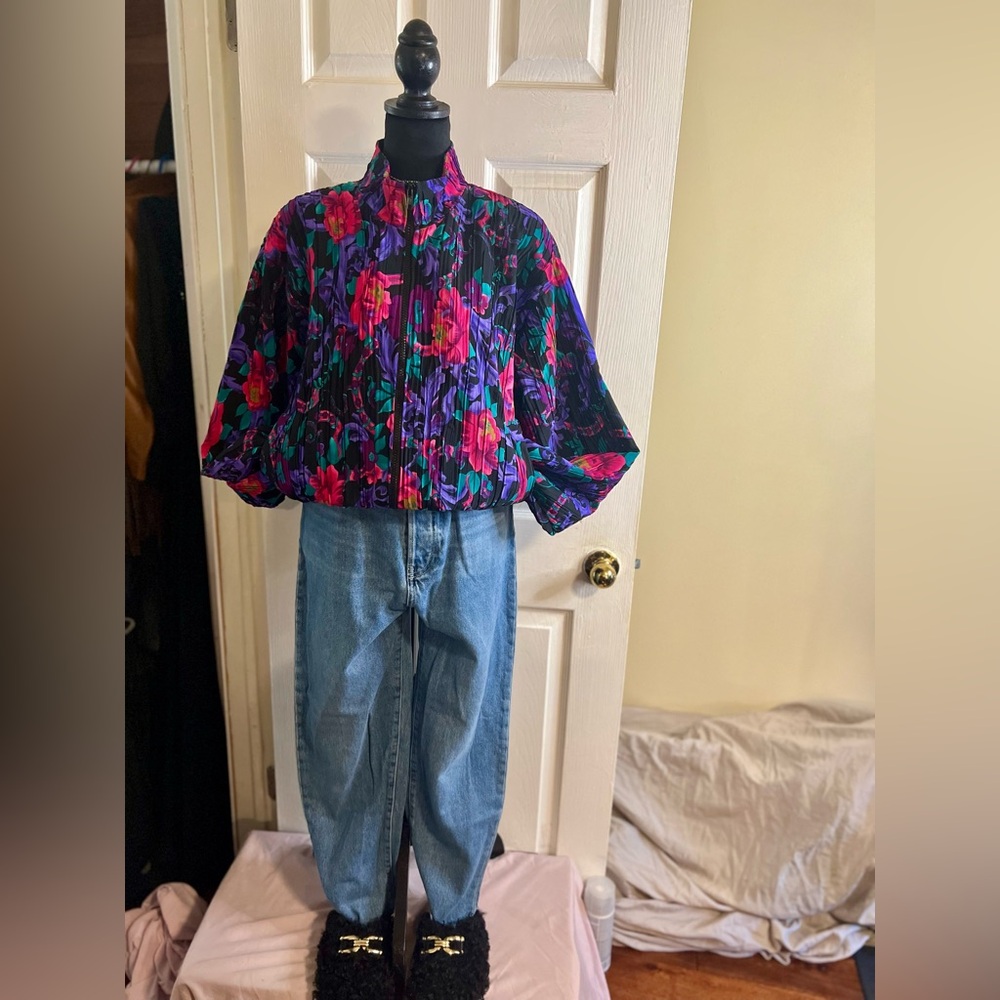 Women’s Vintage 80s Pleated Dark Moody‎ Floral’s Whimsy-goth Bomber Jacket O/S